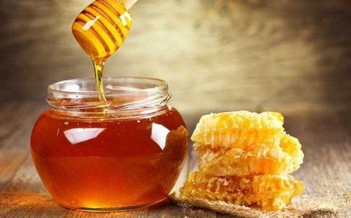 7 Manfaat Konsumsi Madu Asli untuk Tubuh